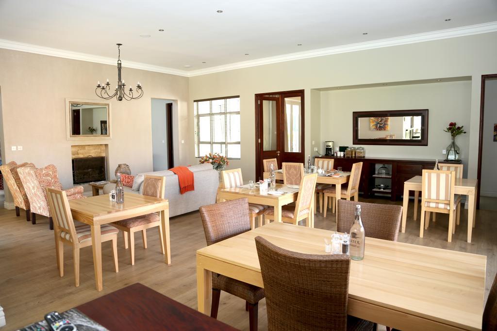 Kingsmead Guest House Χαράρε Εξωτερικό φωτογραφία