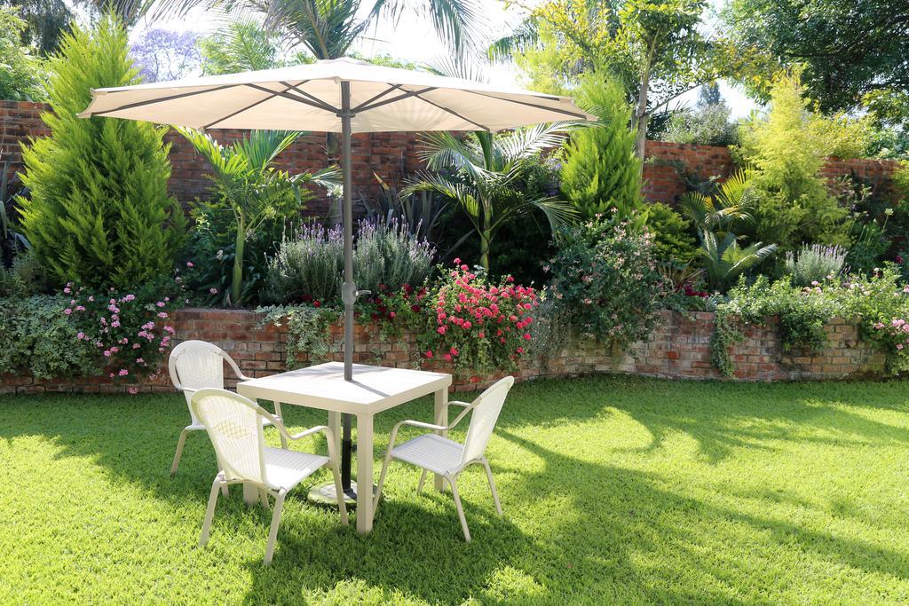 Kingsmead Guest House Χαράρε Εξωτερικό φωτογραφία